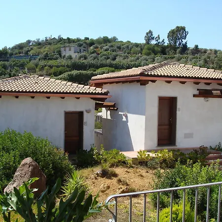 Guest house Valverde Di Naitana Rita 2*